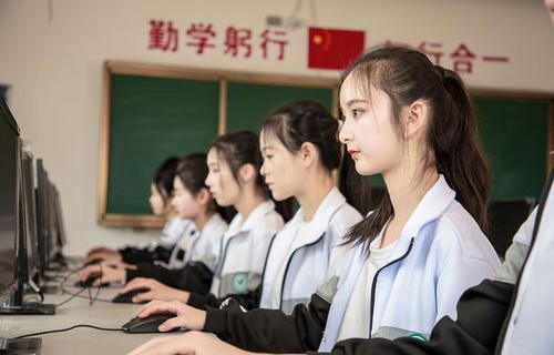 电子商务专业中专在哪里