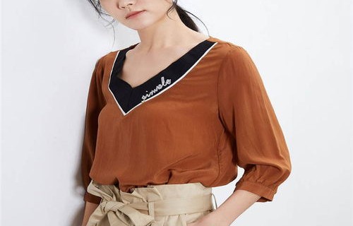 电子商务专业当服装主播