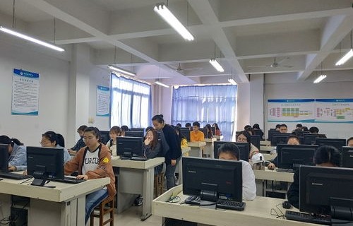 电子商务专业怎么样现在