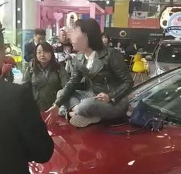 3名初中生偷奔驰致严重车祸，保险拒赔引发社会关注